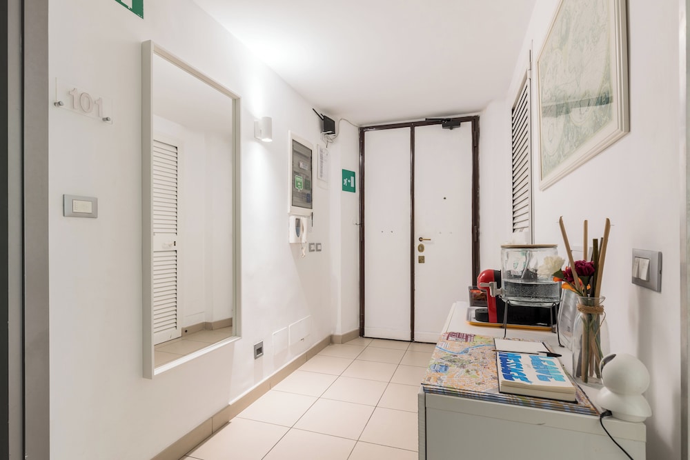 Merulana 43 - Guest House