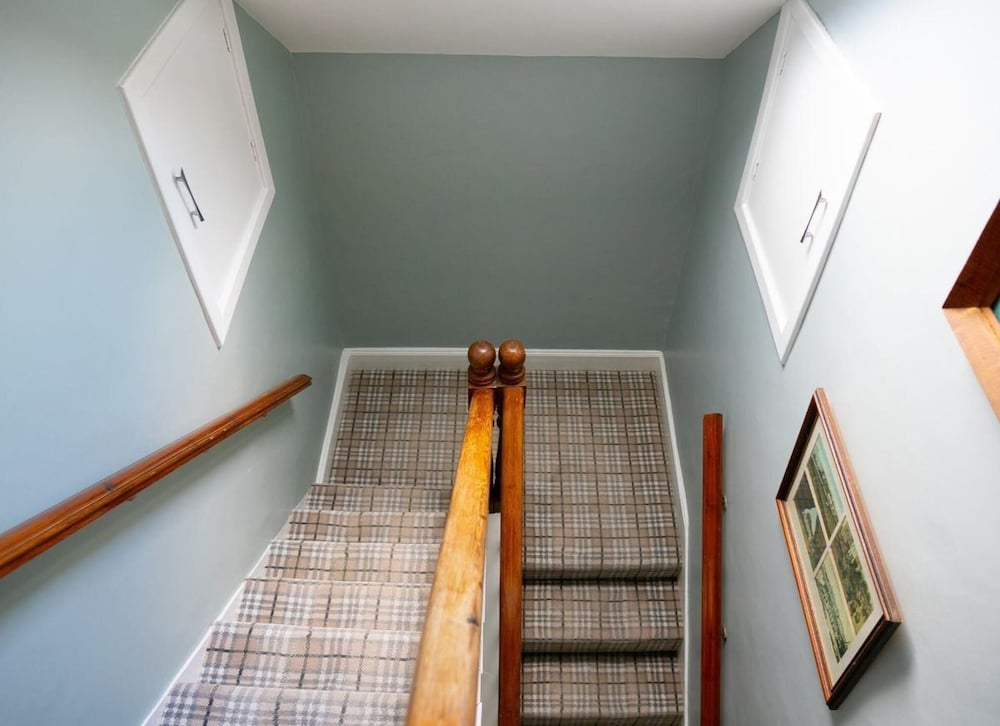 Coastal Kerry Hideaway - Sleeps 6 & Free Parking