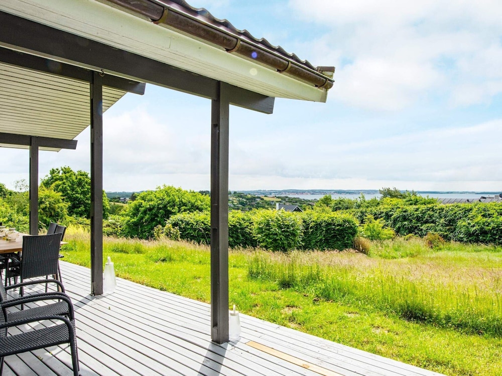 6 Person Holiday Home in Ebeltoft