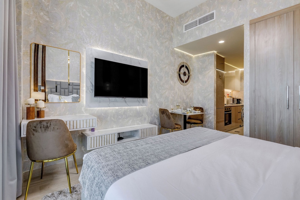 GLOBALSTAY. Azizi Riviera 48