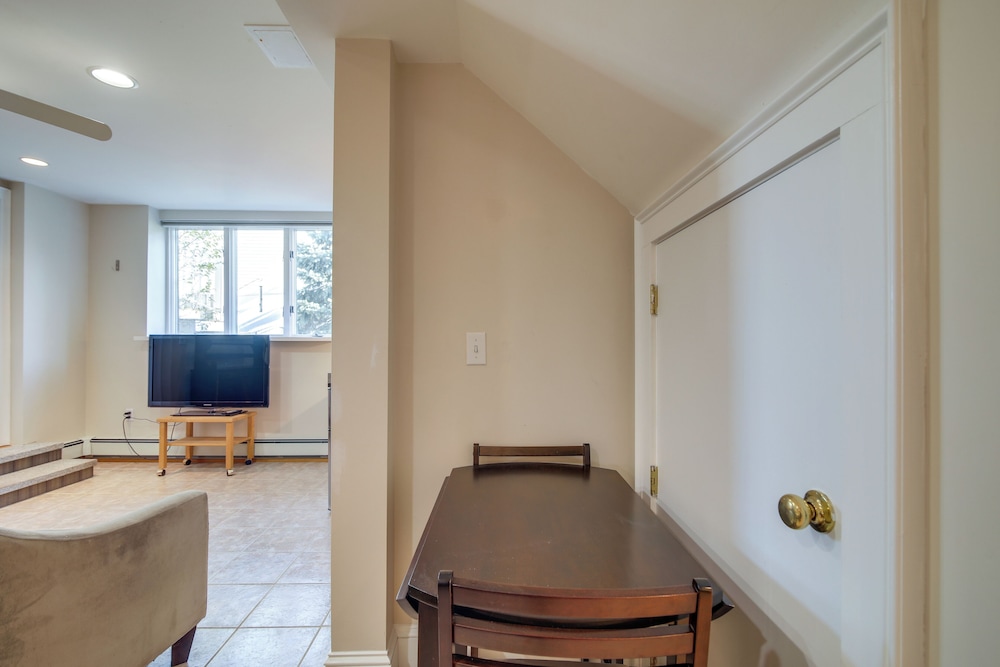 Pet-friendly Garden Studio ~ 25 Mi to Boston! view 5