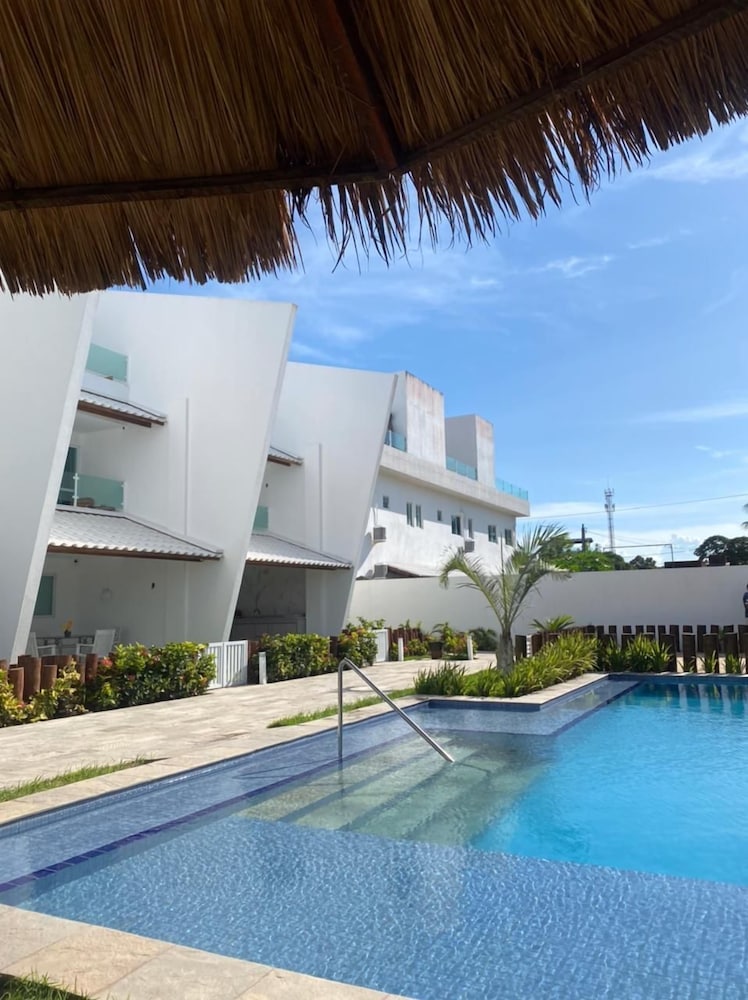 Flat 203 em Maria farinha com Jacuzzi.