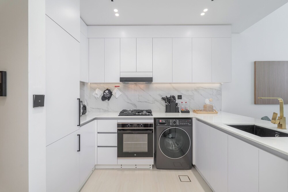 Czechin - Modern 1BHK Binghatti Amber