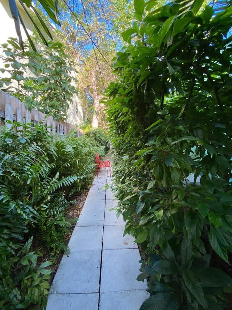 Beautiful Apt in Victoria Park Las Olas Blvd