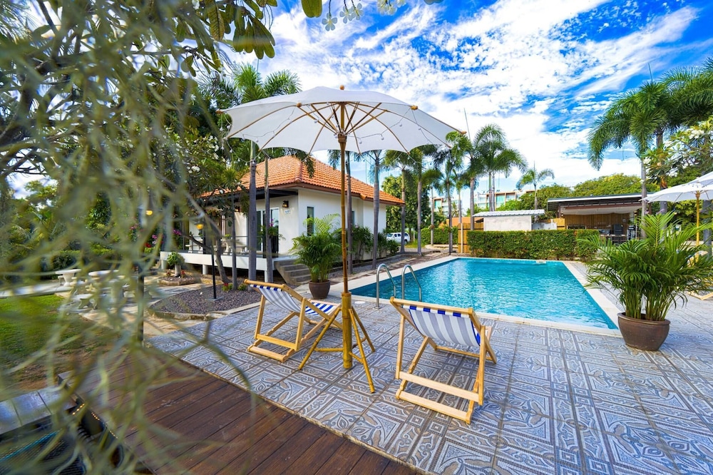 Fantastic 7 Bungalow Private Resort BR7