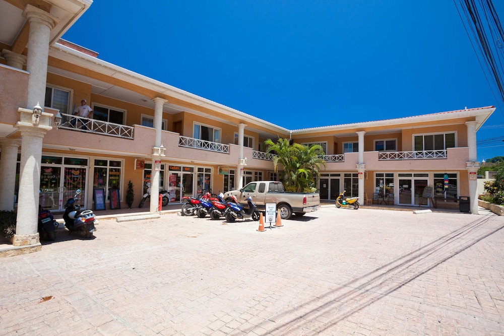 West Bay Mall Condo 10