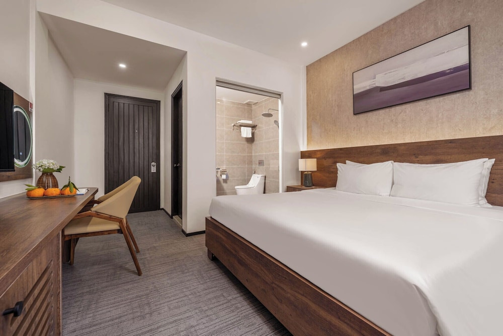 Kly Luxury Hotel