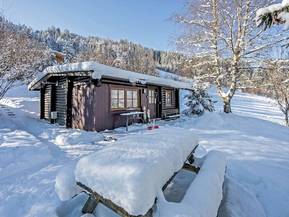 Spacious Chalet near Ski Slopes in Worgl view 2
