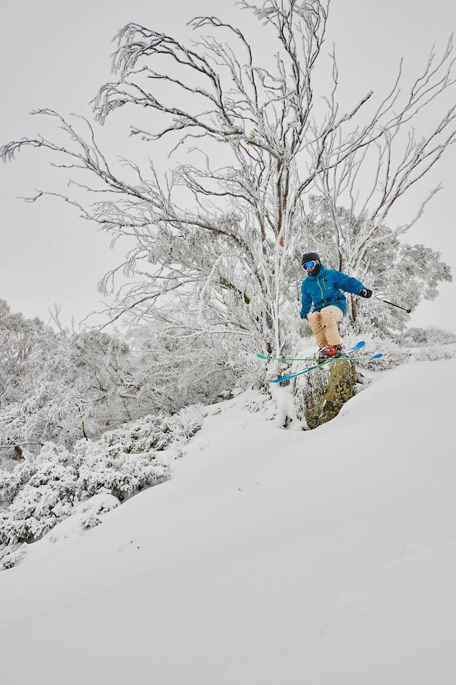 Ski Club of Victoria - Ivor Whittaker Lodge