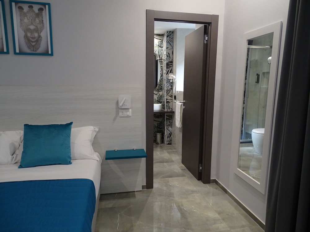 Karma6Rooms