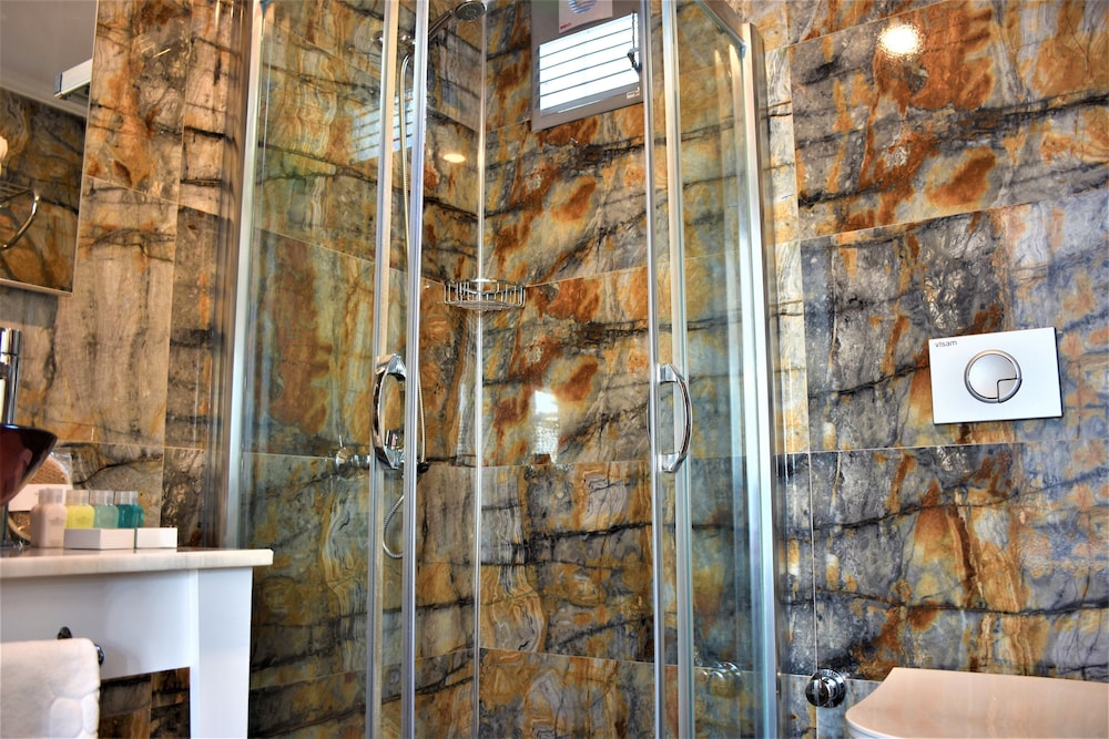 Modern Life Bodrum Otel - Image 72