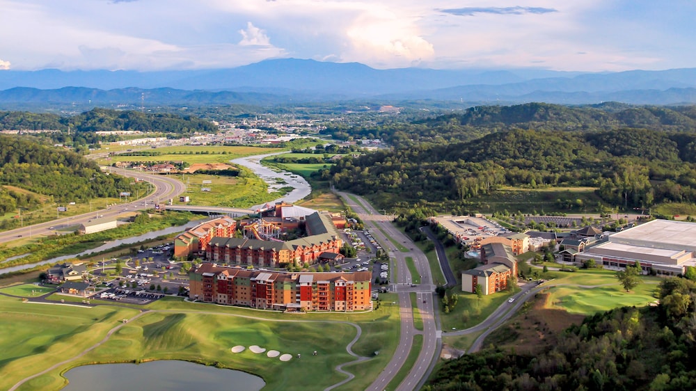 Wilderness at the Smokies - Stone Hill Lodge