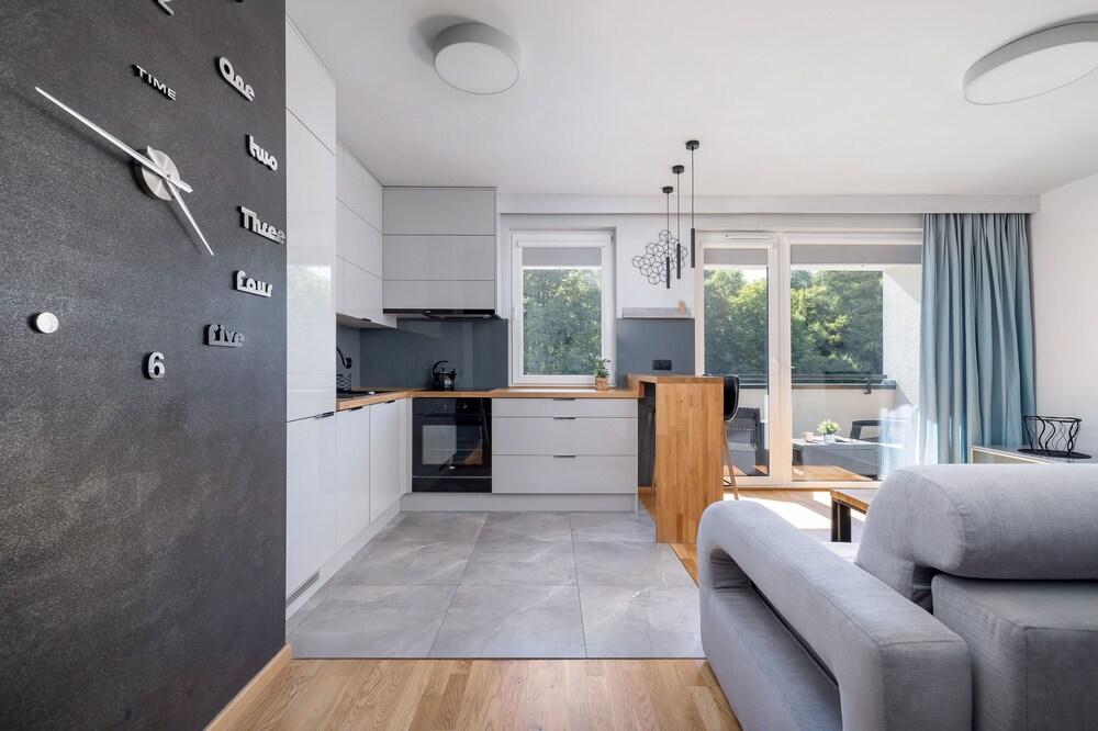 Family Katowice Apartment by Renters