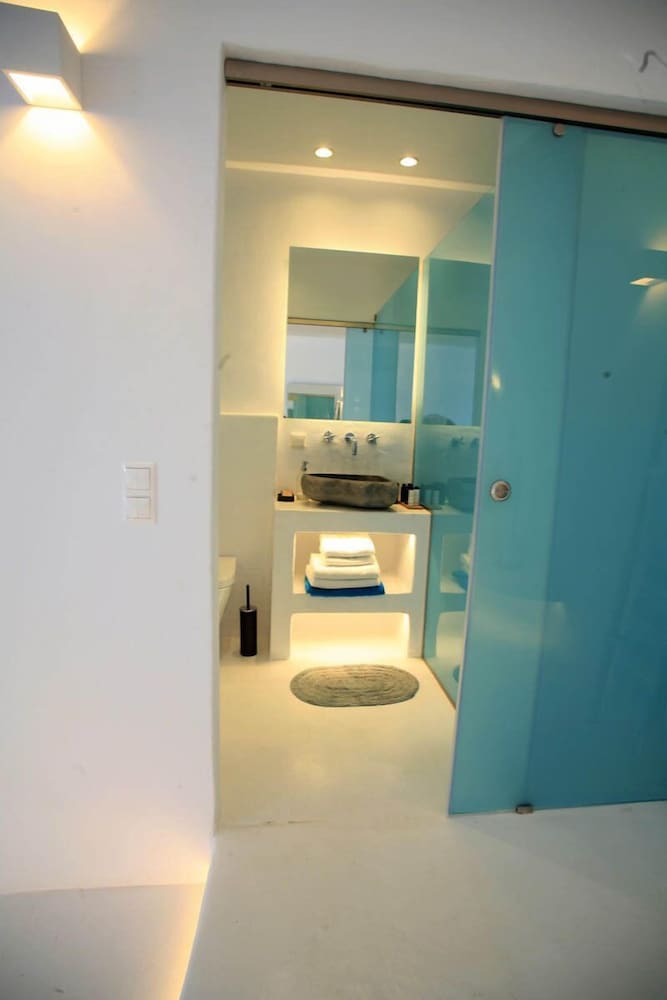 Mykonos Moussa Suites