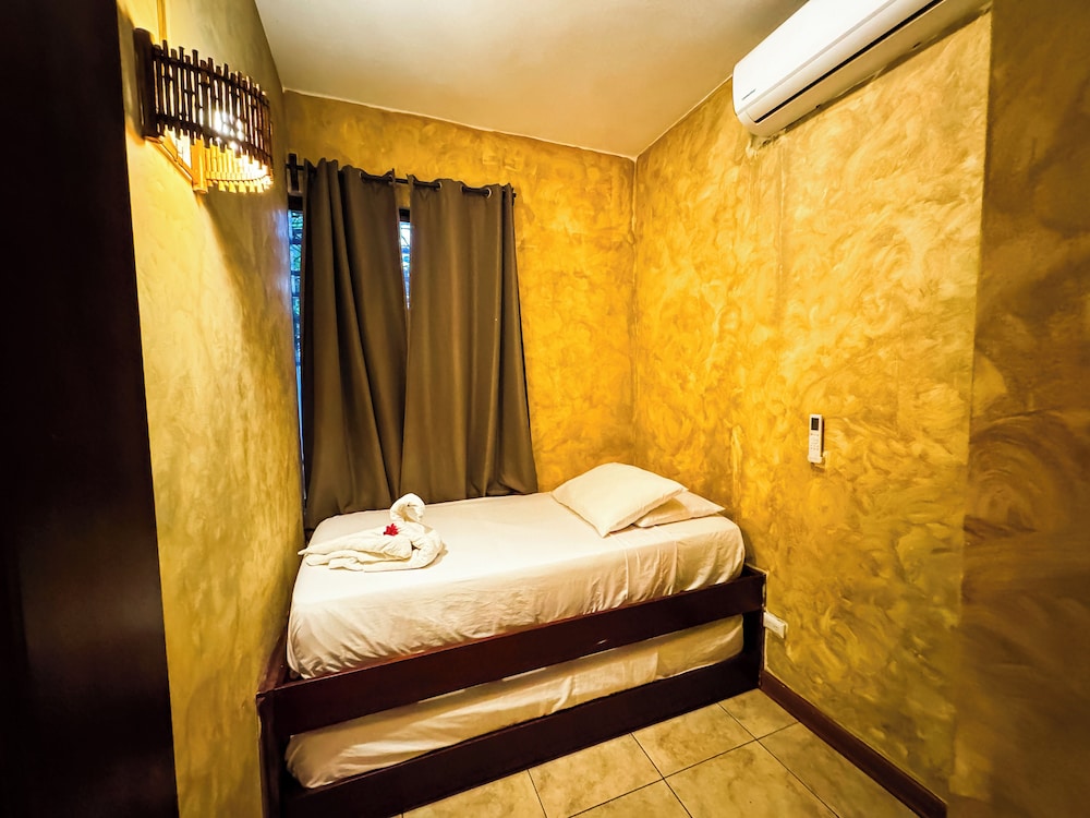 Villas Le Suisse Monterrico