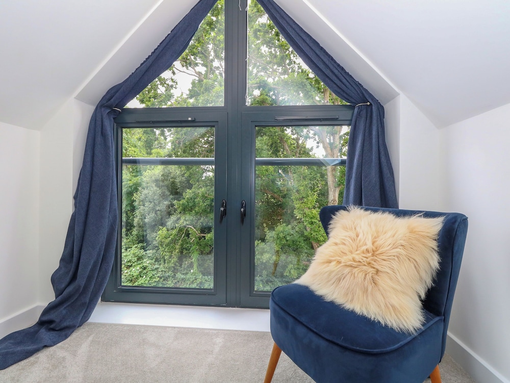 66A Danecourt Road