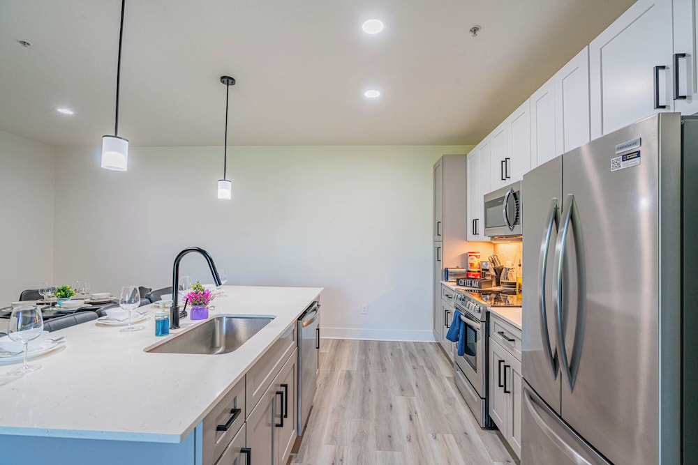 ROVE LIVING/KB - Zone Westgate