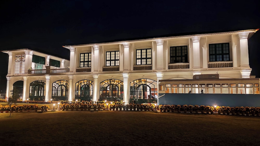 RESORT TITLI