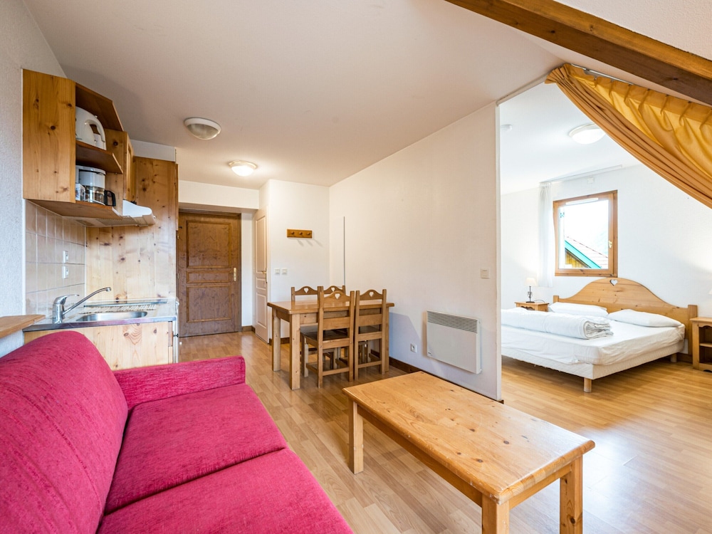 Apartment in Giez for Four Guests