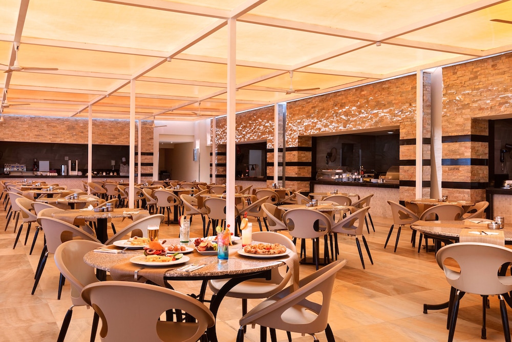 Pickalbatros White Beach Resort - Hurghada