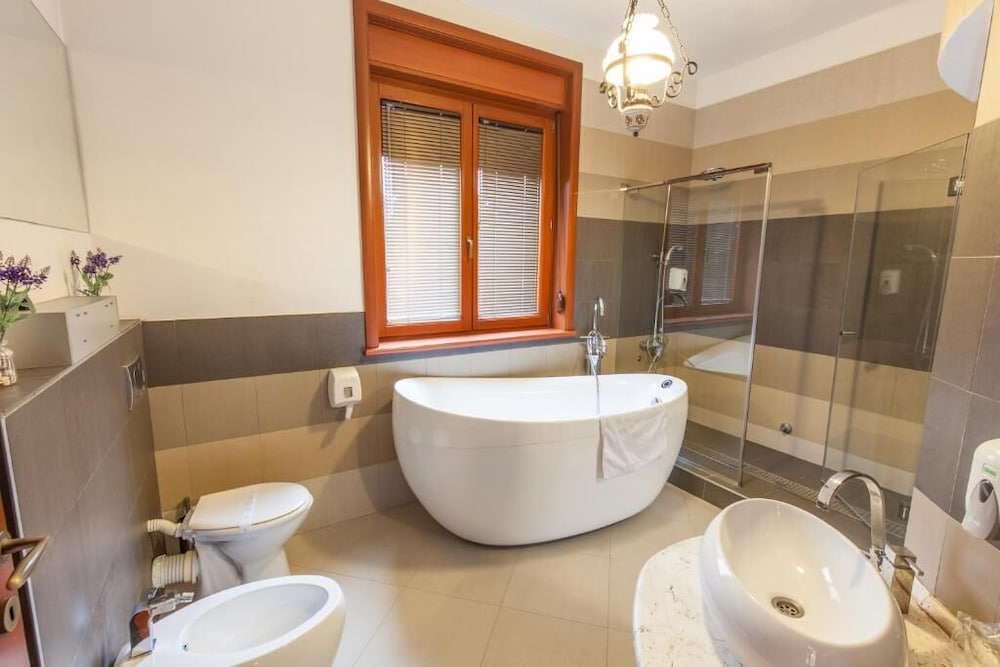 Belgrade Hills Villa and Suites
