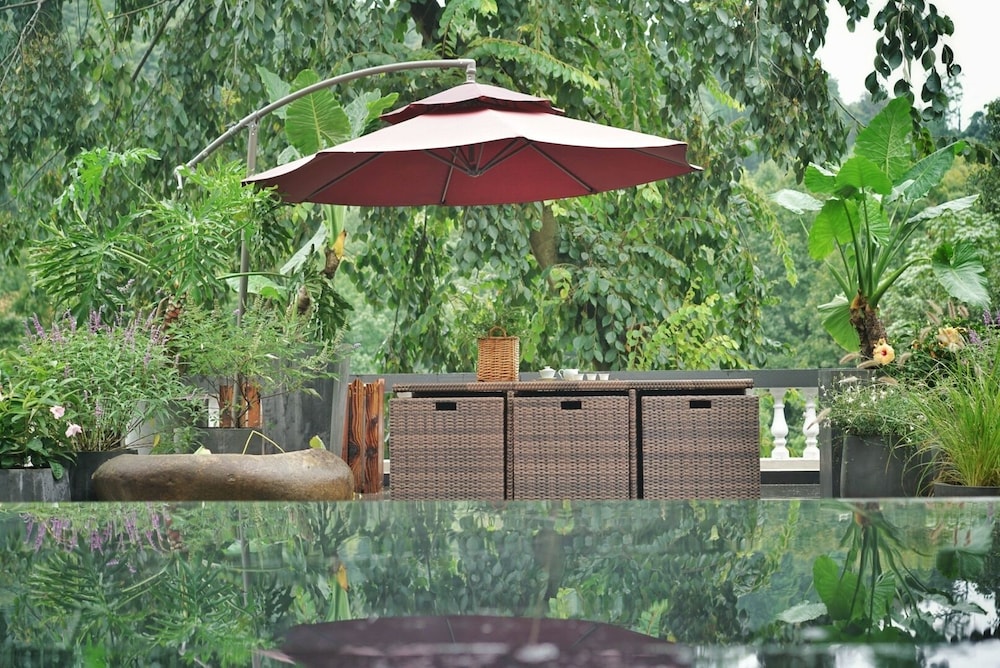 Chayan Hotel