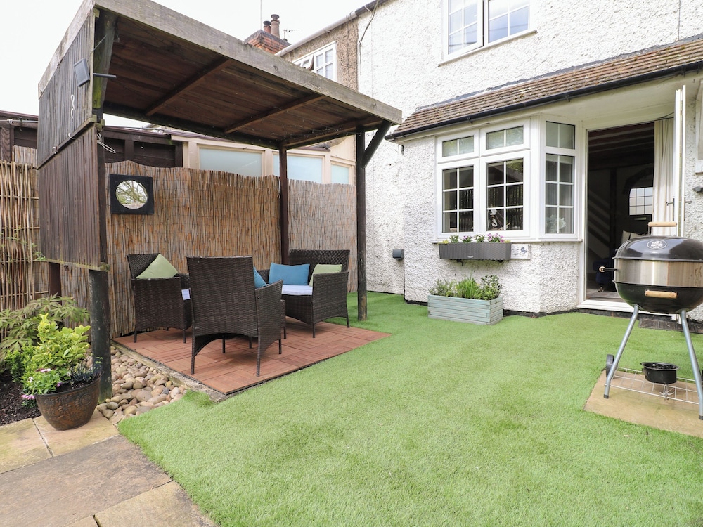 Periwinkle Cottage