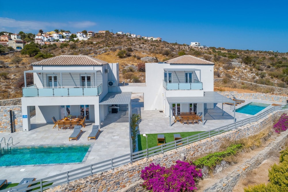 Gianna s Panoramic Seaview Twin Villas With Pool 2