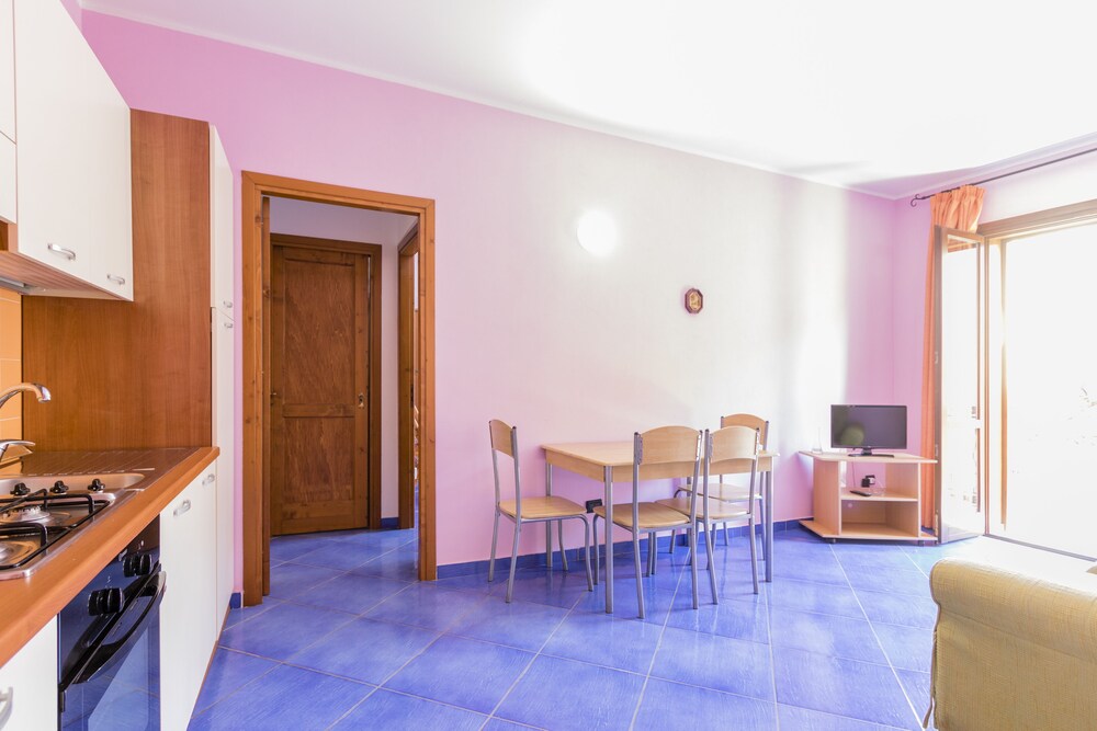 LE Magnolie in Castellammare del Golfo