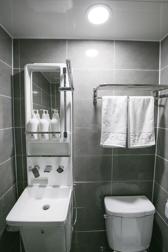 Philstay Myeongdong Station - Hostel