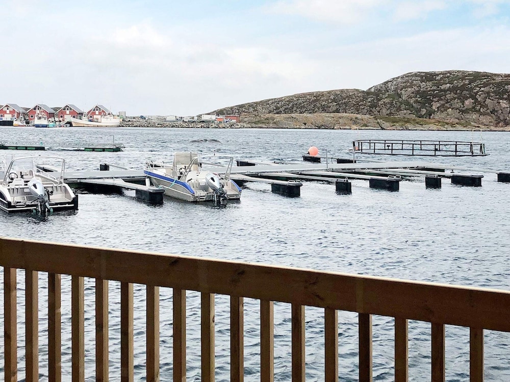 6 Person Holiday Home in Kverva view 2