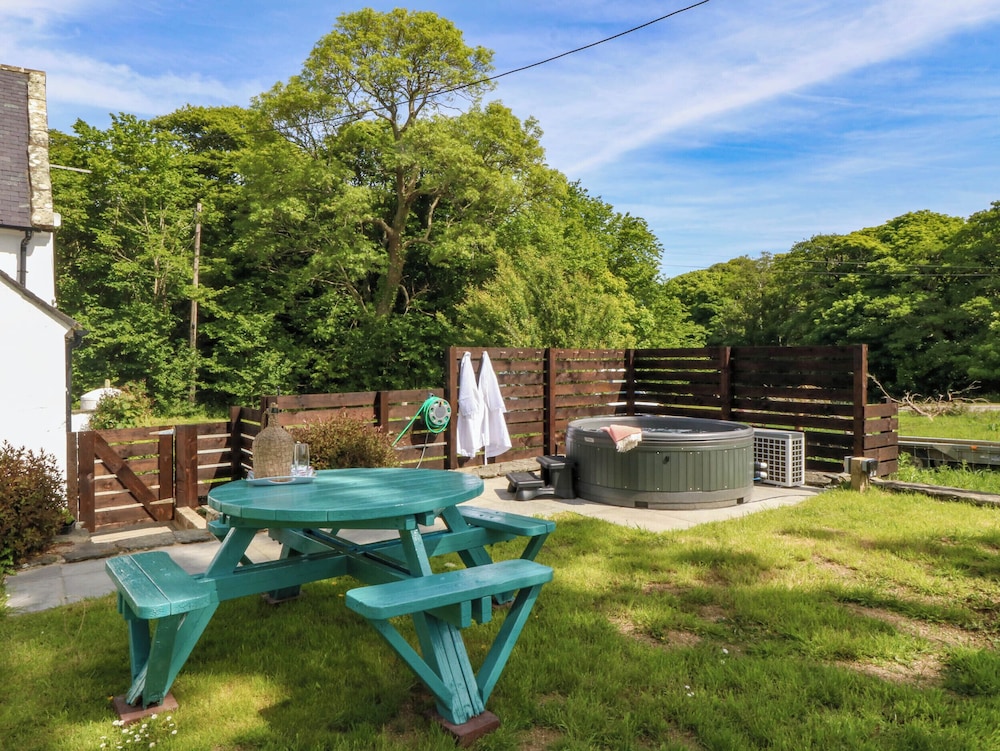Bodior Garden Cottage