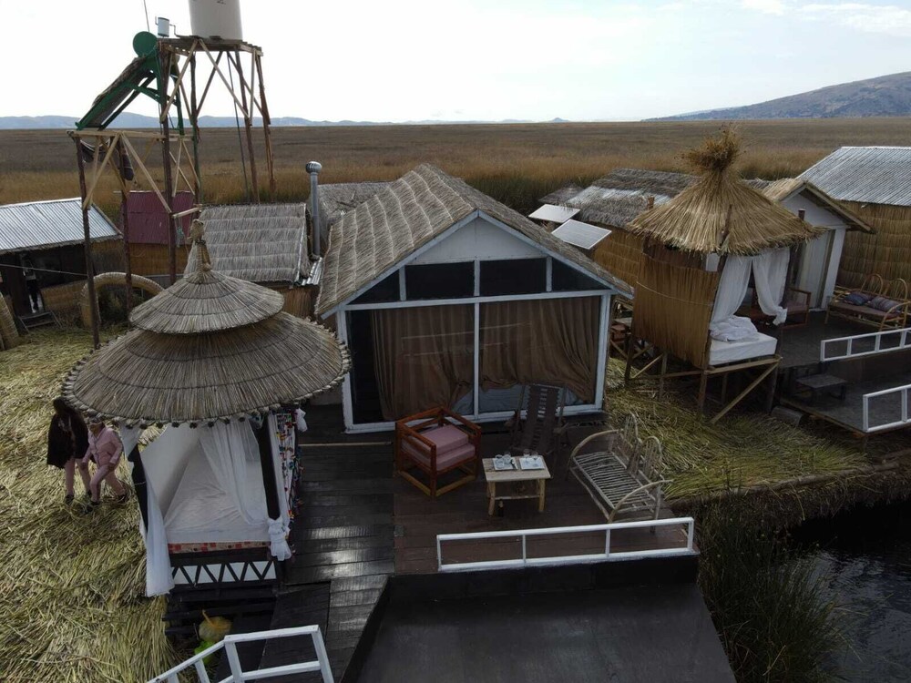 Uros Lake Titicaca Lodge