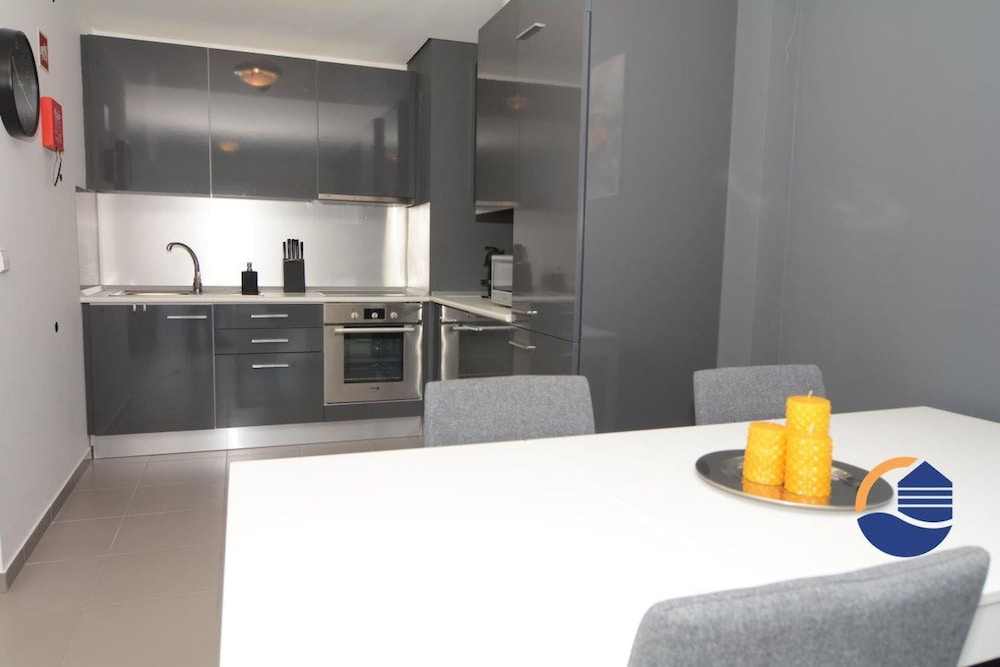 16 in Portim o With 2 Bedrooms and 2 Bathrooms