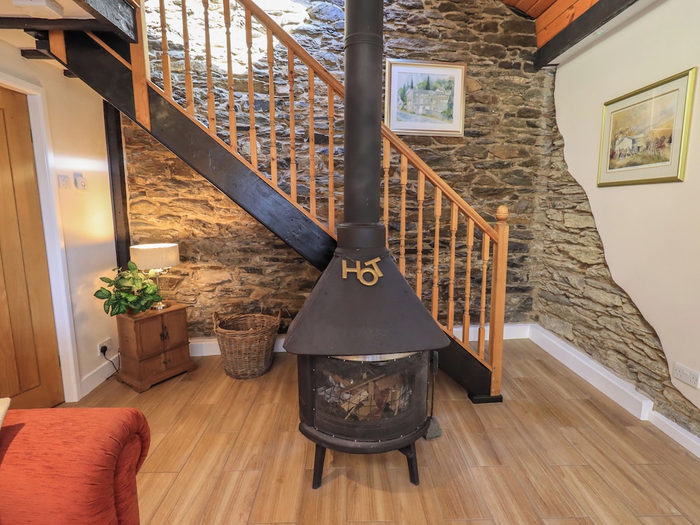 Courtyard Cottage