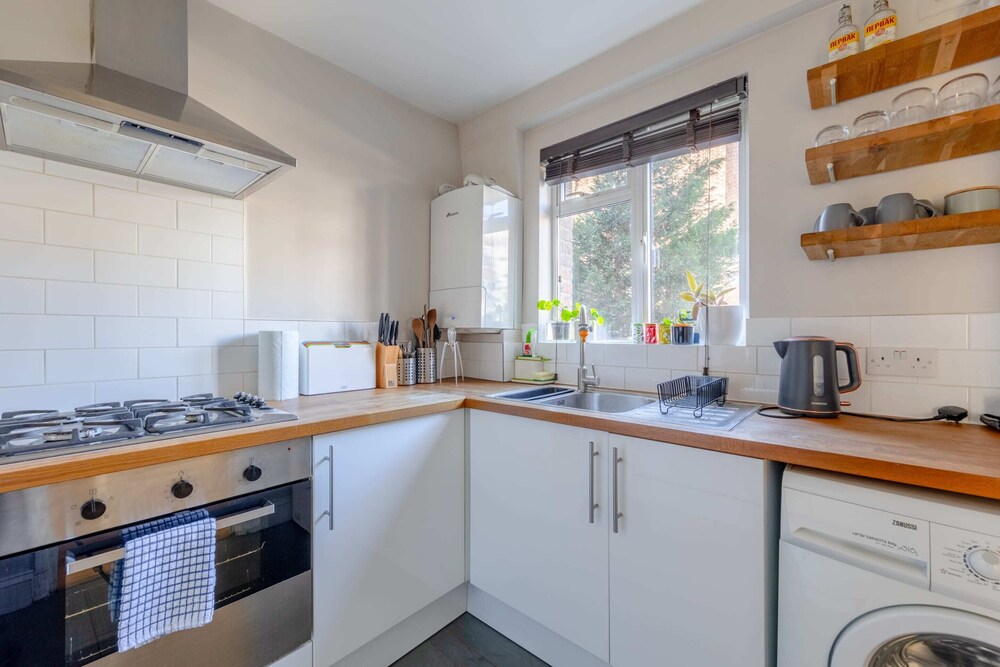 Lovely 2BD House With Garden - Islington