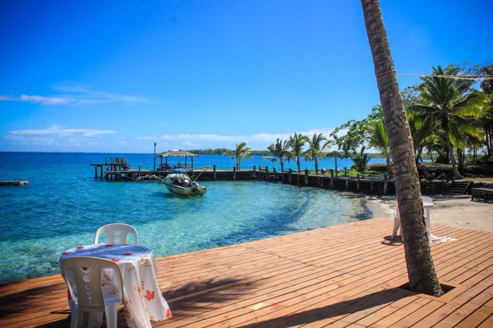 Va-i-moana Seaside Lodge