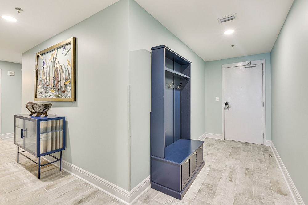 Panama City Beachfront Condo w/ Breathtaking Views