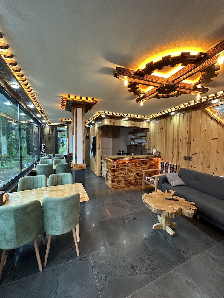 Della Suit Bungalov view 3