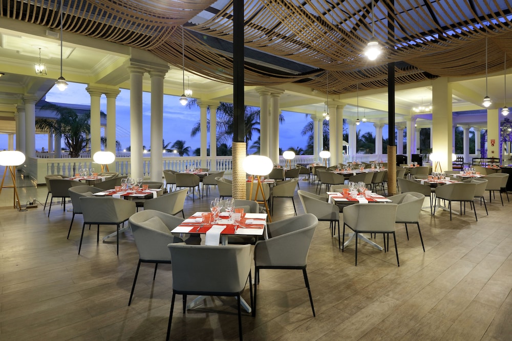 Grand Palladium Lady Hamilton Resort  Spa All Inclusive - Property Image 129