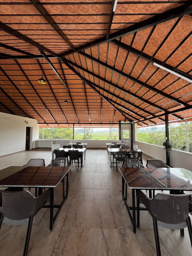 Sriram Guest House