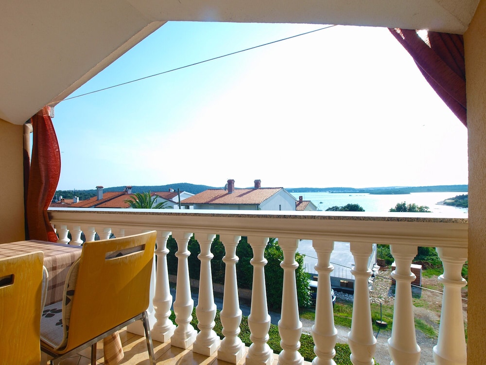 Apartment Anica 770