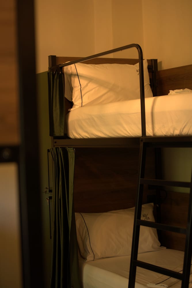 2115 Boutique Hostel