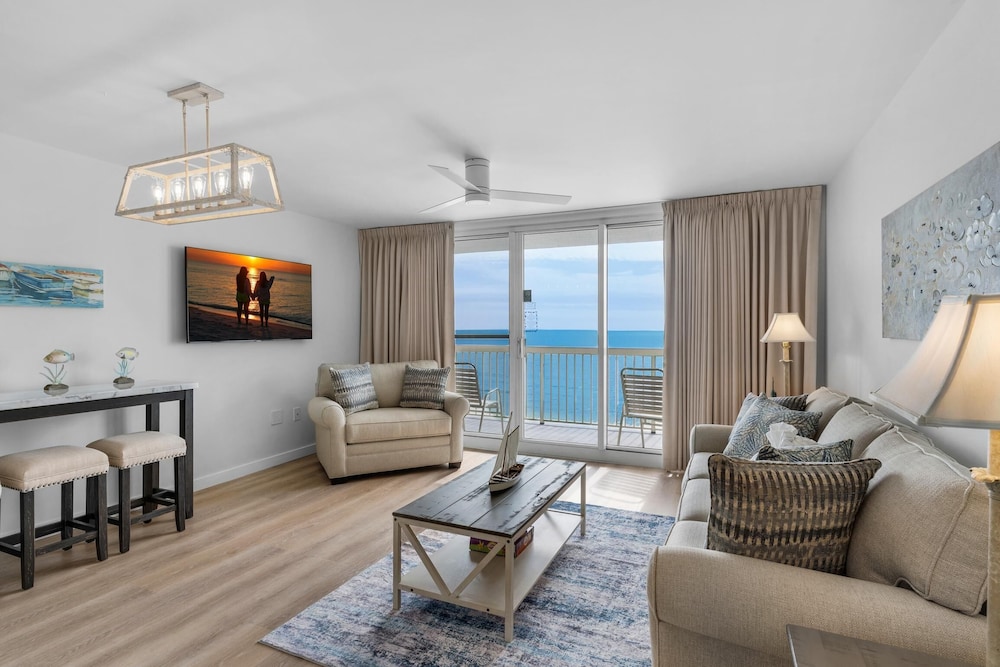 Pelican Beach Resort 1207