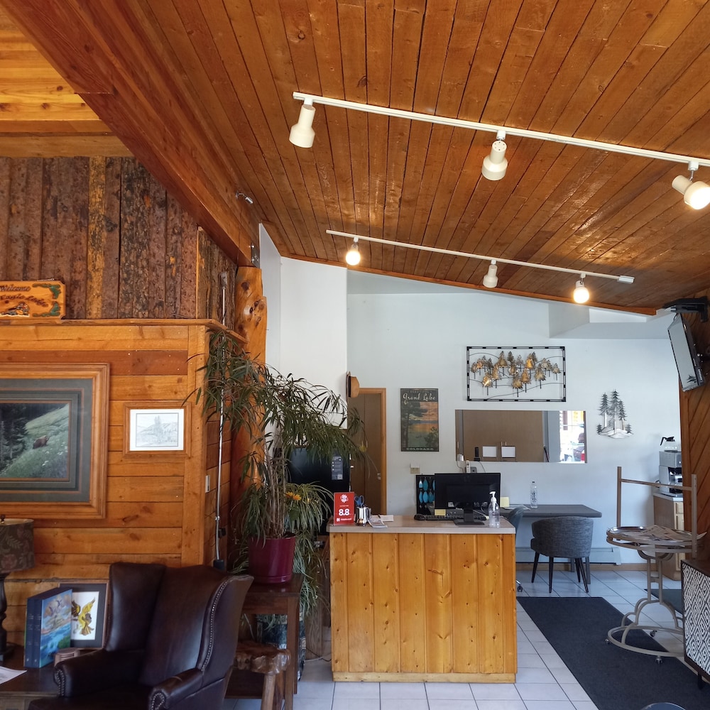 Lone Eagle Lodge - Property Image 52