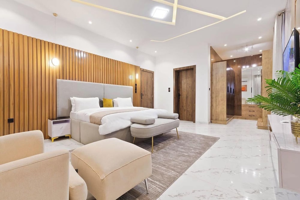 Favour Shortlet Apartment