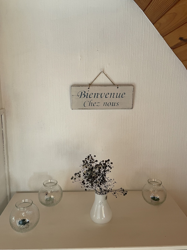 Apartment in Lampaul-plouarzel by the Beach