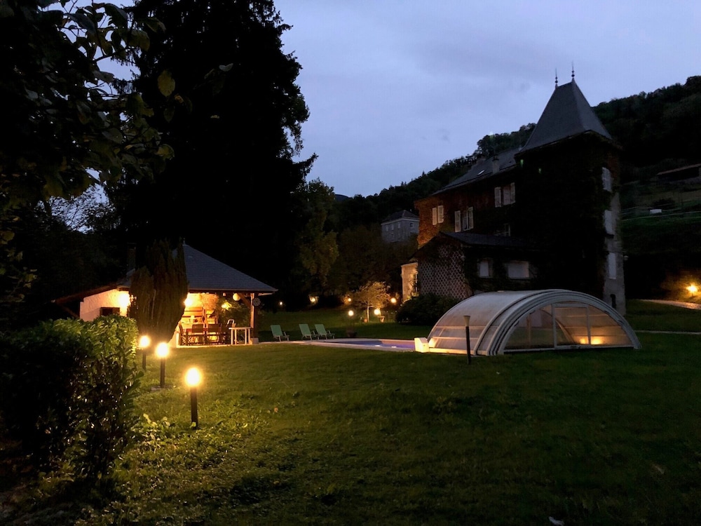 Le Clos Du Tulipier