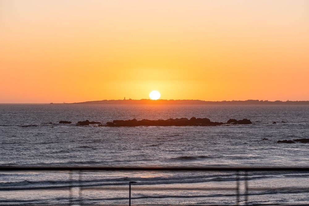 Eden on the Bay 166