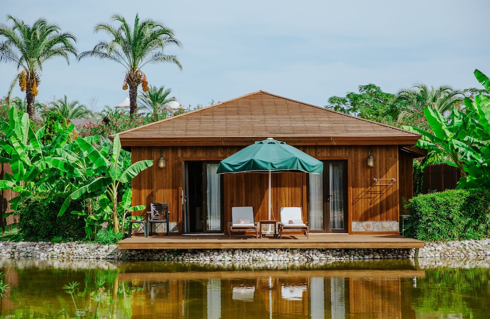 IC Hotels Green Palace & Villas
